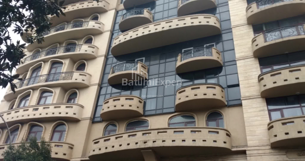 דירה 201 מ"ר - זוראבה גורגילדזה, Batumi, גאורגיה
