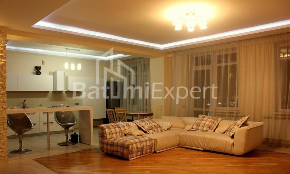 דירה 160 מ"ר - איליה צ'בצ'וואדזה, Batumi, גאורגיה