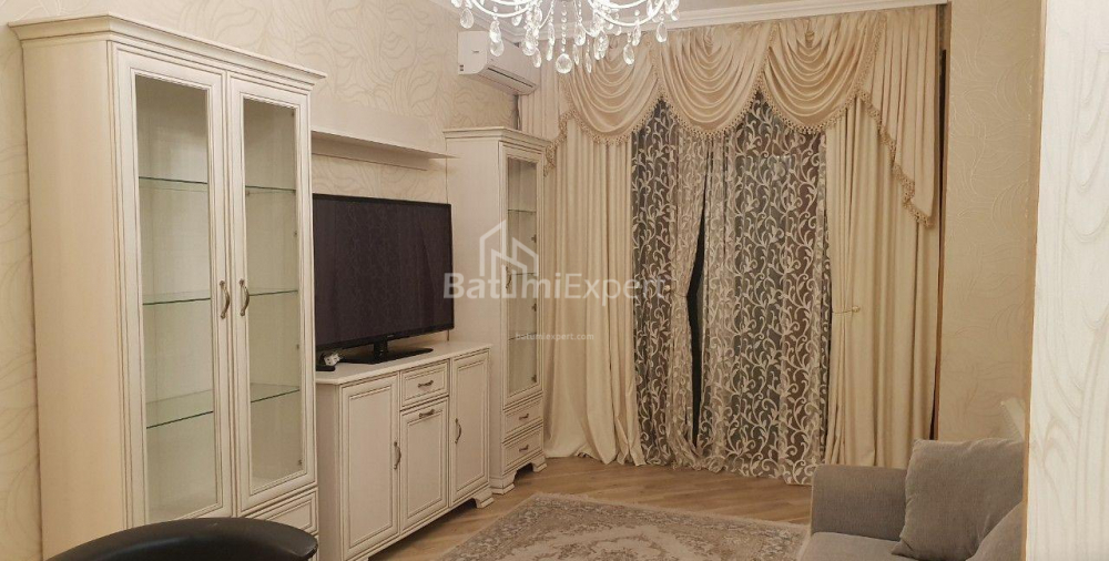 דירה 51 מ"ר - שריף חימשיאשווילי, Batumi, גאורגיה