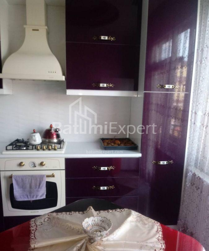 דירה 88 מ"ר - גלאקציה טבידזה, Batumi, גאורגיה