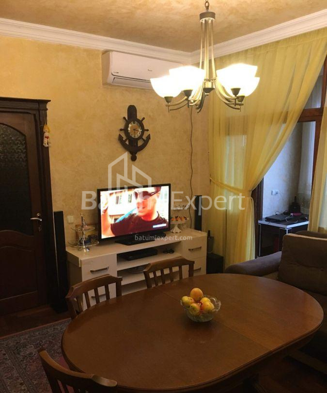 דירה 70 מ"ר - יוריבסקאיה, Batumi, גאורגיה