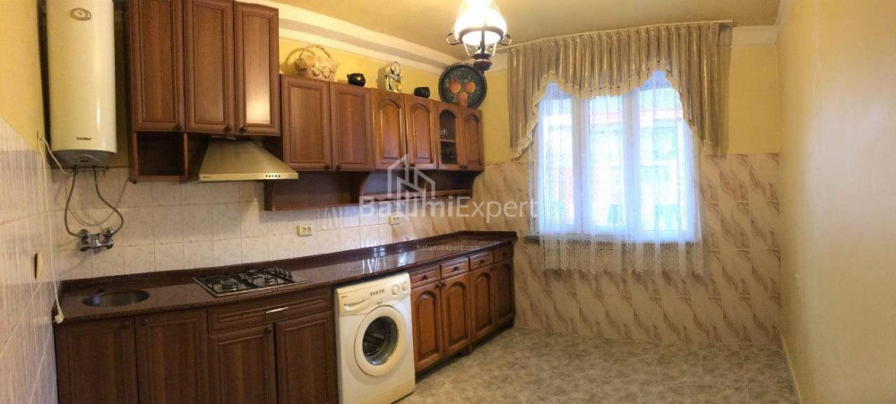 דירה 90 מ"ר - יוריבסקאיה, Batumi, גאורגיה