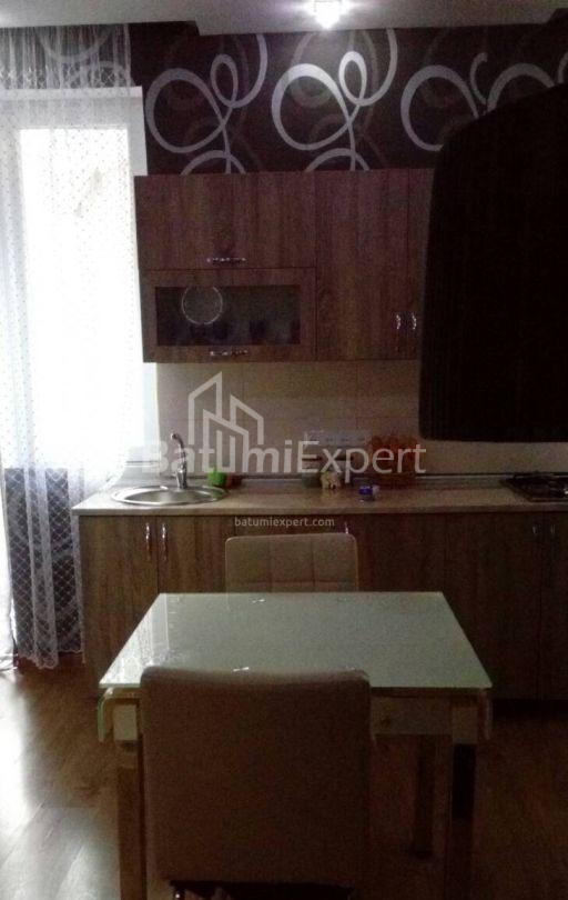 דירה 32 מ"ר - שריף חימשיאשווילי, Batumi, גאורגיה