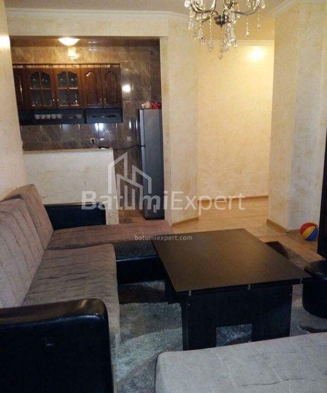 דירה 50 מ"ר - וכטנג גורגסלי, Batumi, גאורגיה