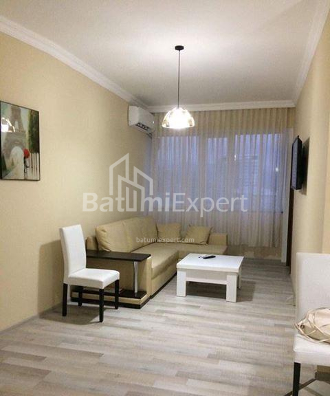 דירה 70 מ"ר - זוראבה גורגילדזה, Batumi, גאורגיה