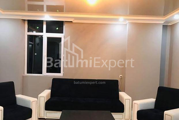 דירה 60 מ"ר - ניקו פירוסמני, Batumi, גאורגיה