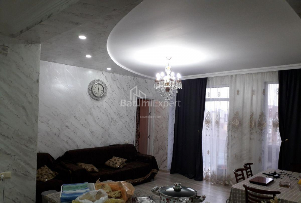 דירה 88 מ"ר - מיכאיל לרמונטוב, Batumi, גאורגיה