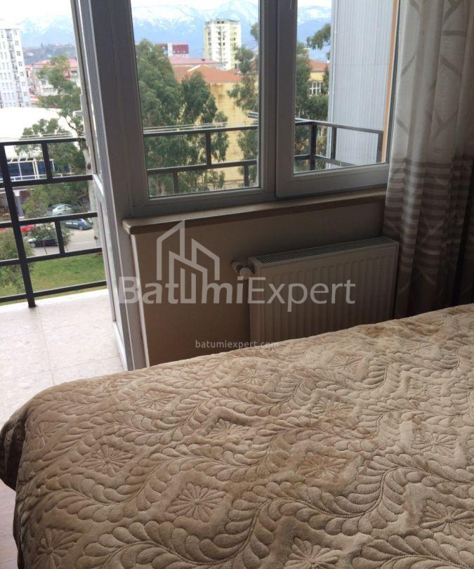דירה 40 מ"ר - פטרה בגרציוני, Batumi, גאורגיה
