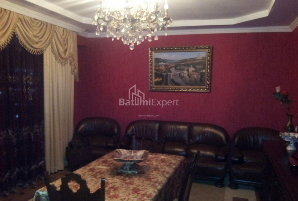 דירה 88 מ"ר - יוריבסקאיה, Batumi, גאורגיה