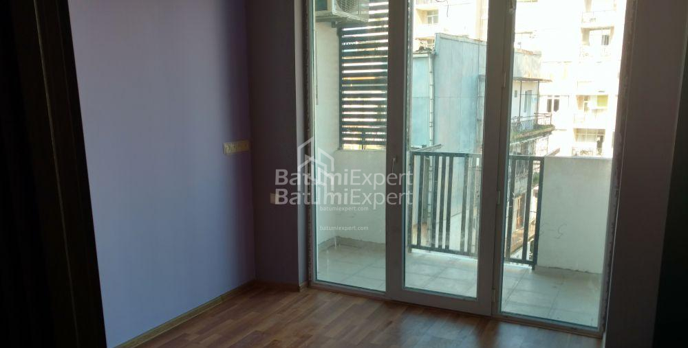 דירה 35 מ"ר - וכטנג גורגסלי, Batumi, גאורגיה