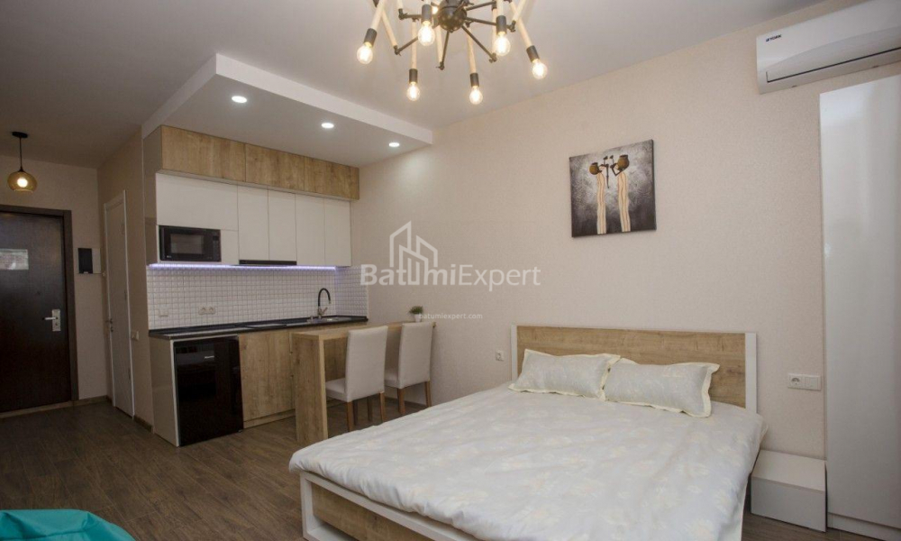 דירה 28 מ"ר - שריף חימשיאשווילי, Batumi, גאורגיה