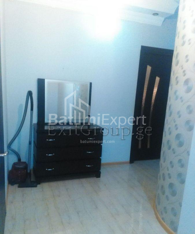 דירה 91 מ"ר - ניקו פירוסמני, Batumi, גאורגיה
