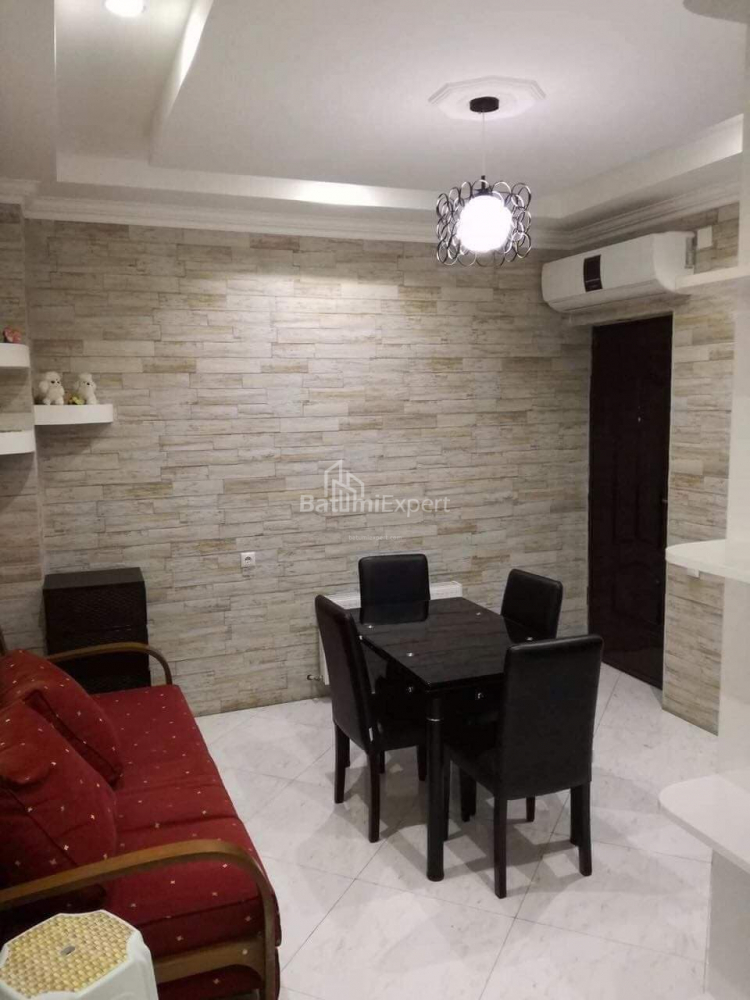 דירה 70 מ"ר - שריף חימשיאשווילי, Batumi, גאורגיה