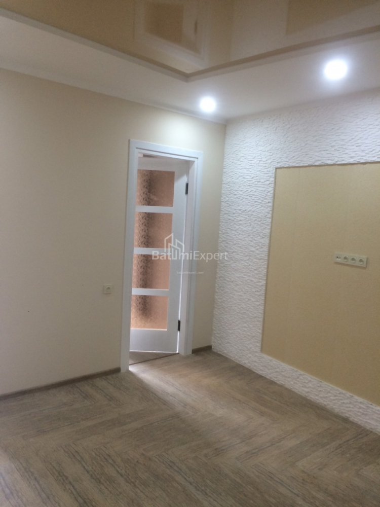 דירה 47 מ"ר - יוסף קובלדזה, Batumi, גאורגיה