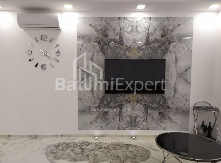 דירה 75 מ"ר - ניקו פירוסמני, Batumi, גאורגיה