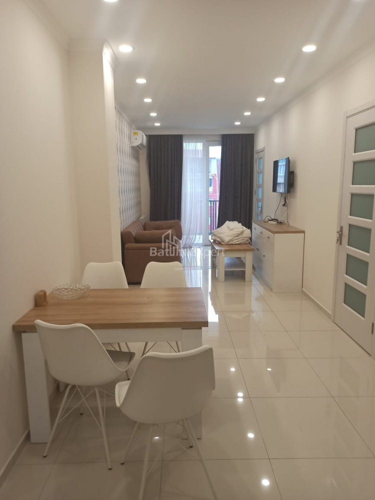 דירה 68 מ"ר - וכטנג גורגסלי, Batumi, גאורגיה