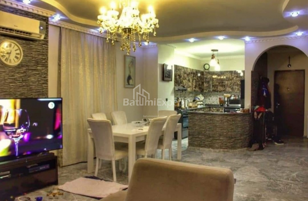 דירה 120 מ"ר - איליה צ'בצ'וואדזה, Batumi, גאורגיה
