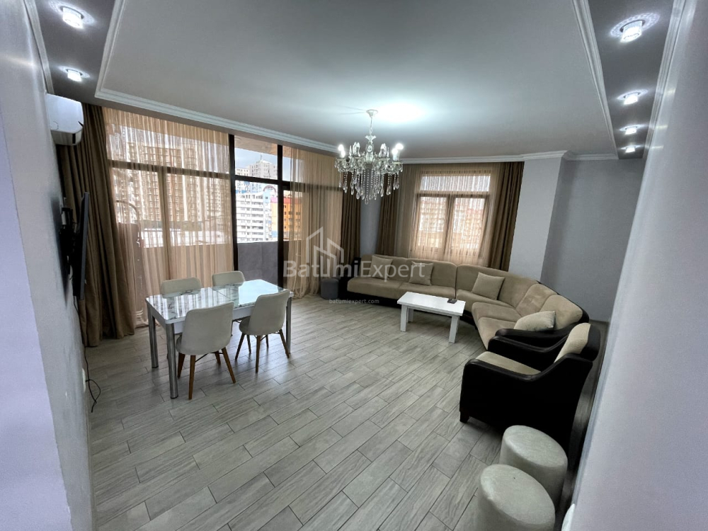 דירה 110 מ"ר - מיכאיל ג'אוואחישווילי, Batumi, גאורגיה