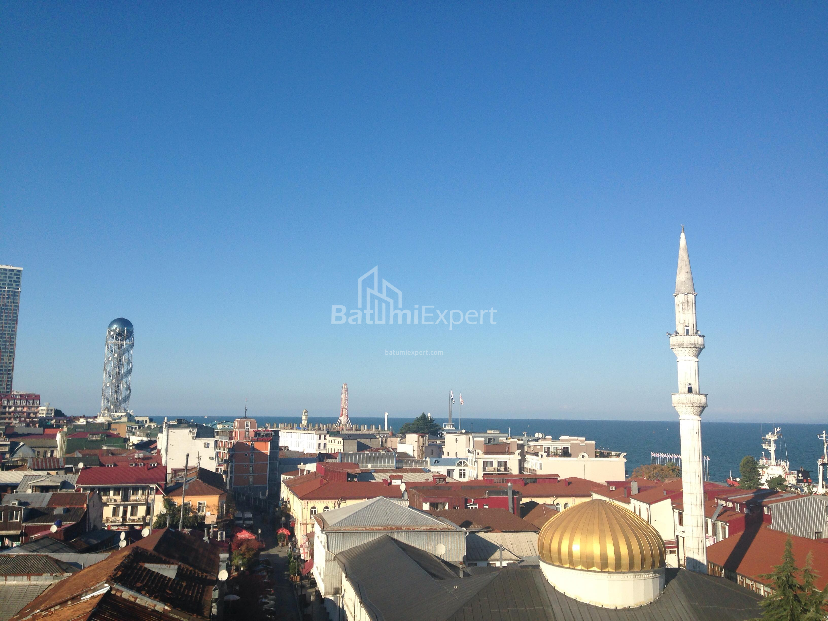 דירה 72 מ"ר - צביאדה גמסחורדיה, Batumi, גאורגיה