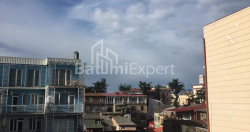 דירה 3-комн 70 m² - קונסטנטין גמסחורדיה, Batumi