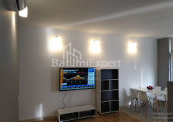 דירה 80 מ"ר - אלכסנדרה פושקין, Batumi, גאורגיה