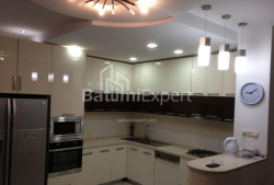 דירה 150 מ"ר - וכטנג גורגסלי, Batumi, גאורגיה