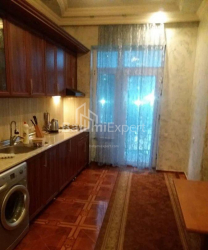 דירה 3-комн 100 m² - שריף חימשיאשווילי, Batumi