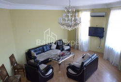 דירה 5-комн 130 m² - המלך פרנבאז, Batumi