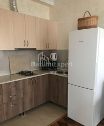 דירה 70 מ"ר - וכטנג גורגסלי, Batumi, גאורגיה