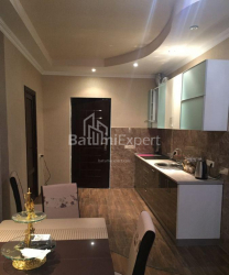דירה 2-комн 50 m² - שריף חימשיאשווילי, Batumi