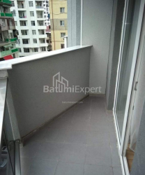 דירה 33 מ"ר - שריף חימשיאשווילי, Batumi, גאורגיה