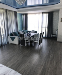 דירה 90 מ"ר - יוריבסקאיה, Batumi, גאורגיה