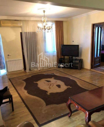 דירה 4-комн 100 m² - יוריבסקאיה, Batumi
