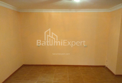 דירה 33 מ"ר - פאדיקו גוגיטידזה, Batumi, גאורגיה