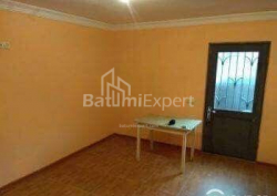 דירה 33 מ"ר - פאדיקו גוגיטידזה, Batumi, גאורגיה