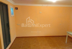 דירה 33 מ"ר - פאדיקו גוגיטידזה, Batumi, גאורגיה