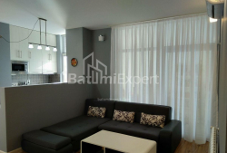דירה 3-комн 80 m² - אלכסנדרה פושקין, Batumi