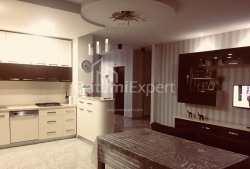 דירה 6-комн 153 m² - וכטנג גורגסלי, Batumi