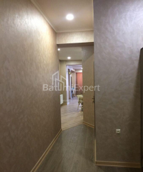 דירה 3-комн 122 m² - זוראבה גורגילדזה, Batumi