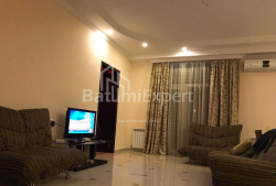 דירה 3-комн 70 m² - איבן ג'אוואחישווילי, Batumi