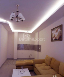 דירה 56 מ"ר - אלכסנדרה פושקין, Batumi, גאורגיה