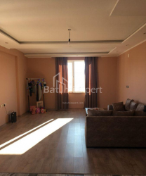 דירה 40 מ"ר - דוד אגמשנבלי, Batumi, גאורגיה