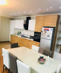 דירה 4-комн 147 m² - שריף חימשיאשווילי, Batumi