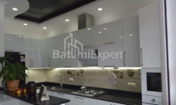 דירה 80 מ"ר - איליה צ'בצ'וואדזה, Batumi, גאורגיה