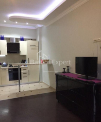 דירה 2-комн 52 m² - ניקו פירוסמני, Batumi