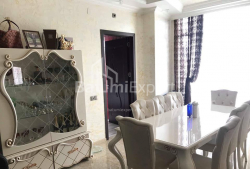 דירה 3-комн 85 m² - פטרה בגרציוני, Batumi