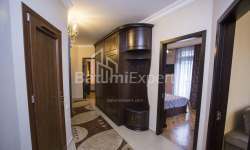 דירה 4-комн 115 m² - קונסטנטין מרג'נישווילי, Batumi