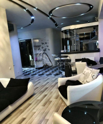 דירה 3-комн 96 m² - וכטנג גורגסלי, Batumi