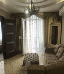 דירה 39 מ"ר - ניקו פירוסמני, Batumi, גאורגיה