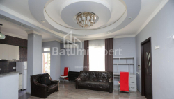 דירה 3-комн 53 m² - פטרה בגרציוני, Batumi